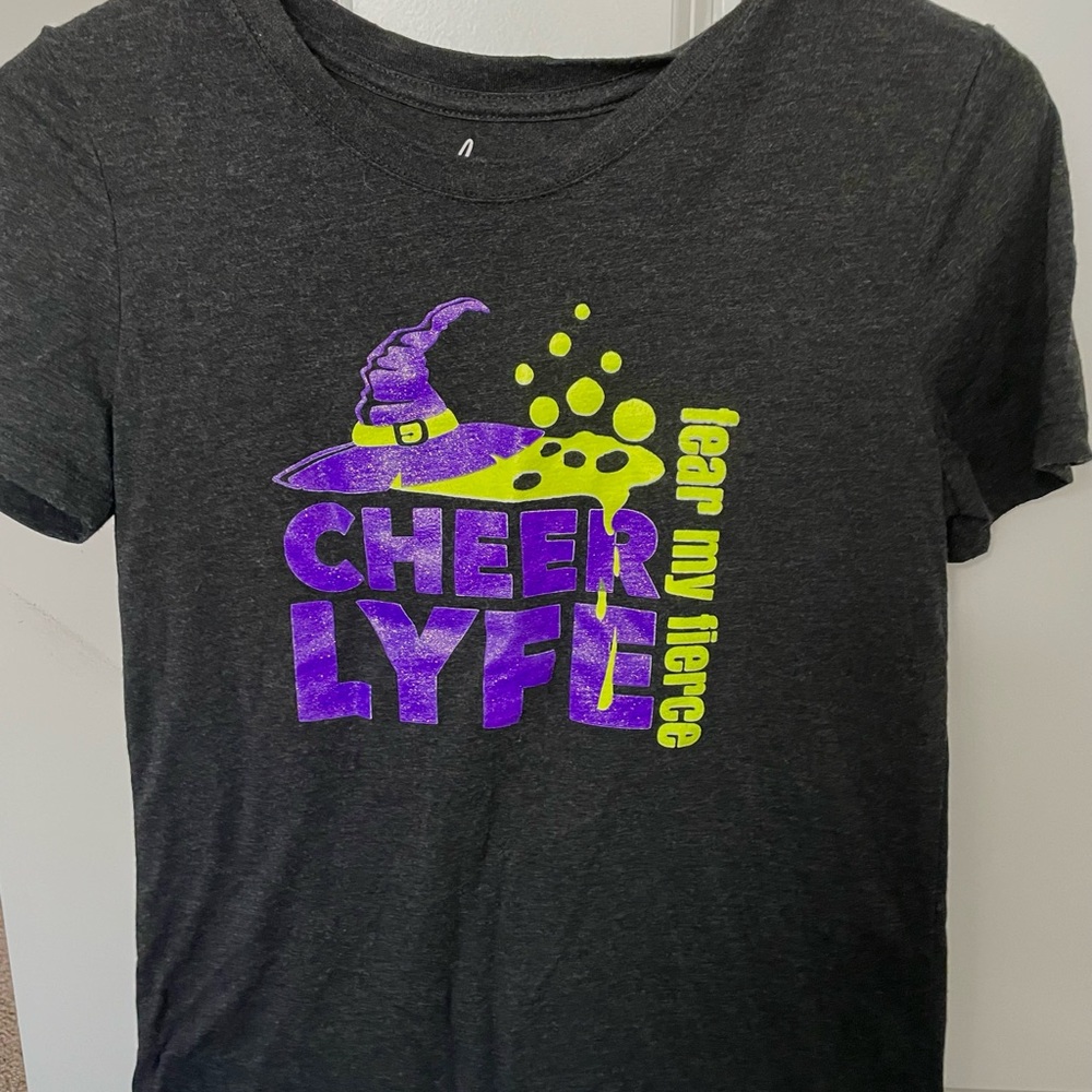 Cheerlyfe tshirt size: M